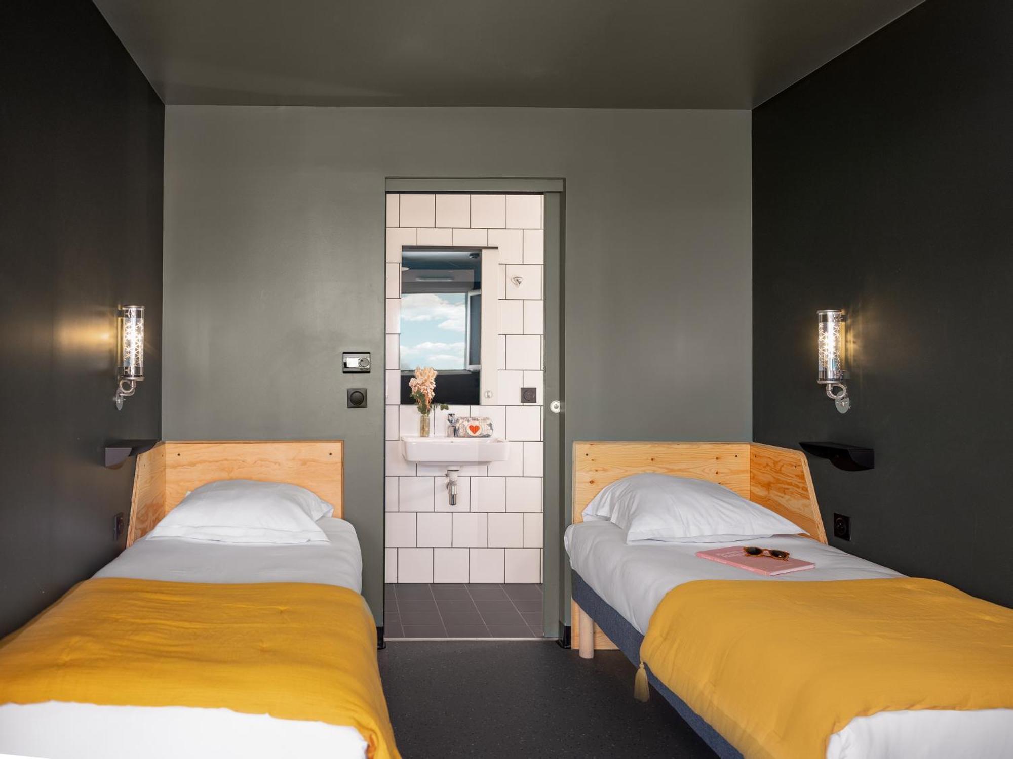 Eklo Paris Roissy Cdg Airport Hotel Екстериор снимка
