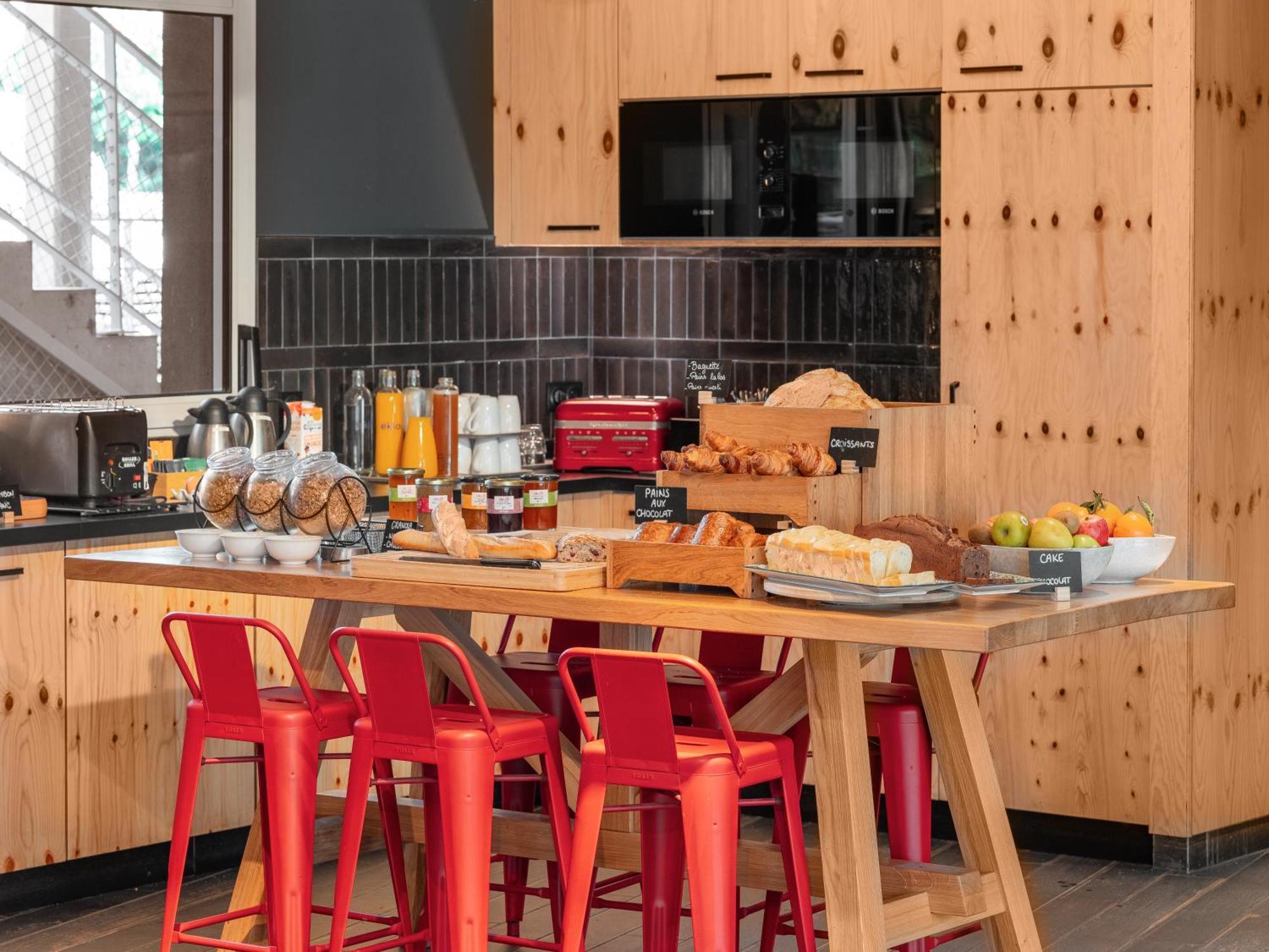 Eklo Paris Roissy Cdg Airport Hotel Екстериор снимка