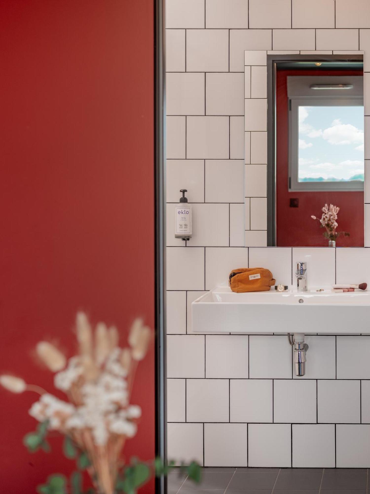 Eklo Paris Roissy Cdg Airport Hotel Екстериор снимка